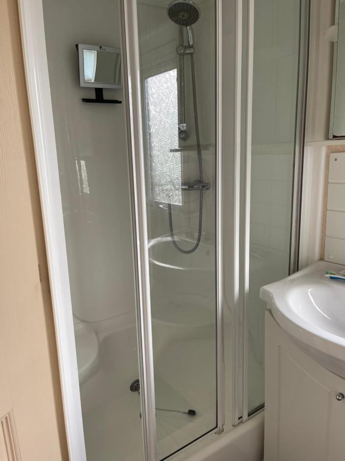 Immaculate 2-Bed Static Caravan At Monrieth Newton Stewart Exterior photo