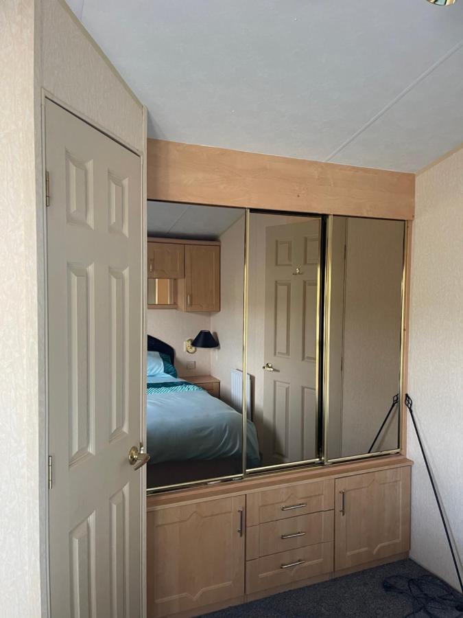 Immaculate 2-Bed Static Caravan At Monrieth Newton Stewart Exterior photo